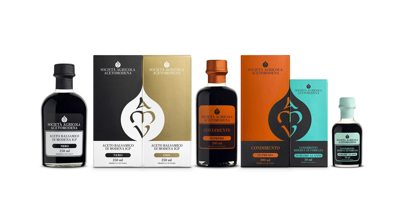 La linea di aceti balsamici e condimenti AMV: bottiglie e astucci nero, oro, arancio e verde acqua