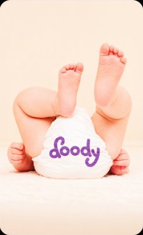 Piedi di un neonato con il pannolino Doody